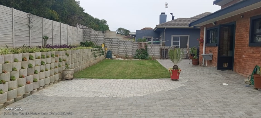 4 Bedroom Property for Sale in Tergniet Western Cape